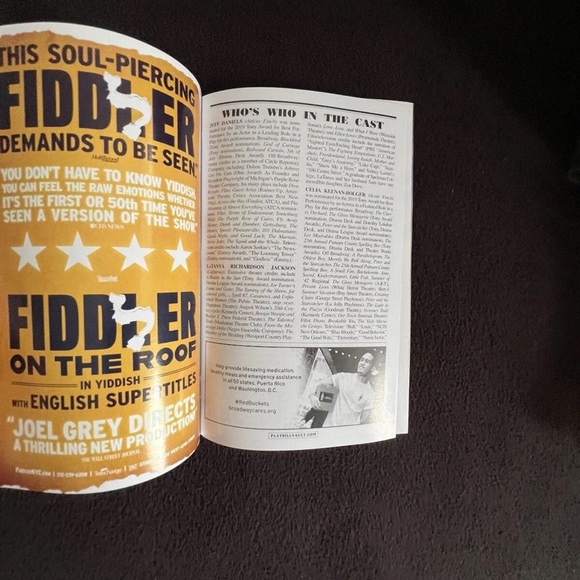 To Kill a Mockingbird Signed Playbill 2019 Jeff Daniel’s & Most Main Cast RARE! - Picture 8 of 8